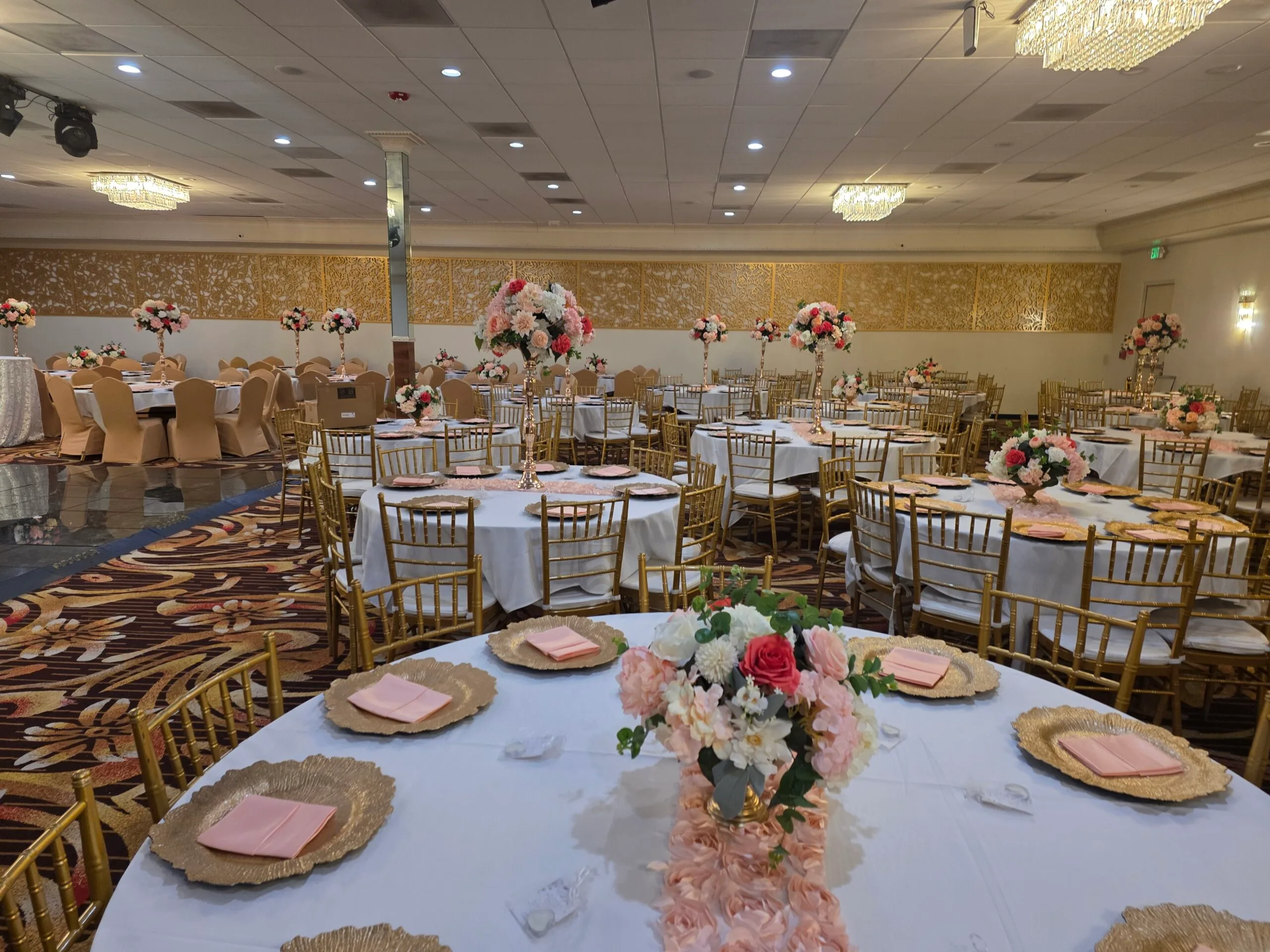 Grand Hall in white and gold